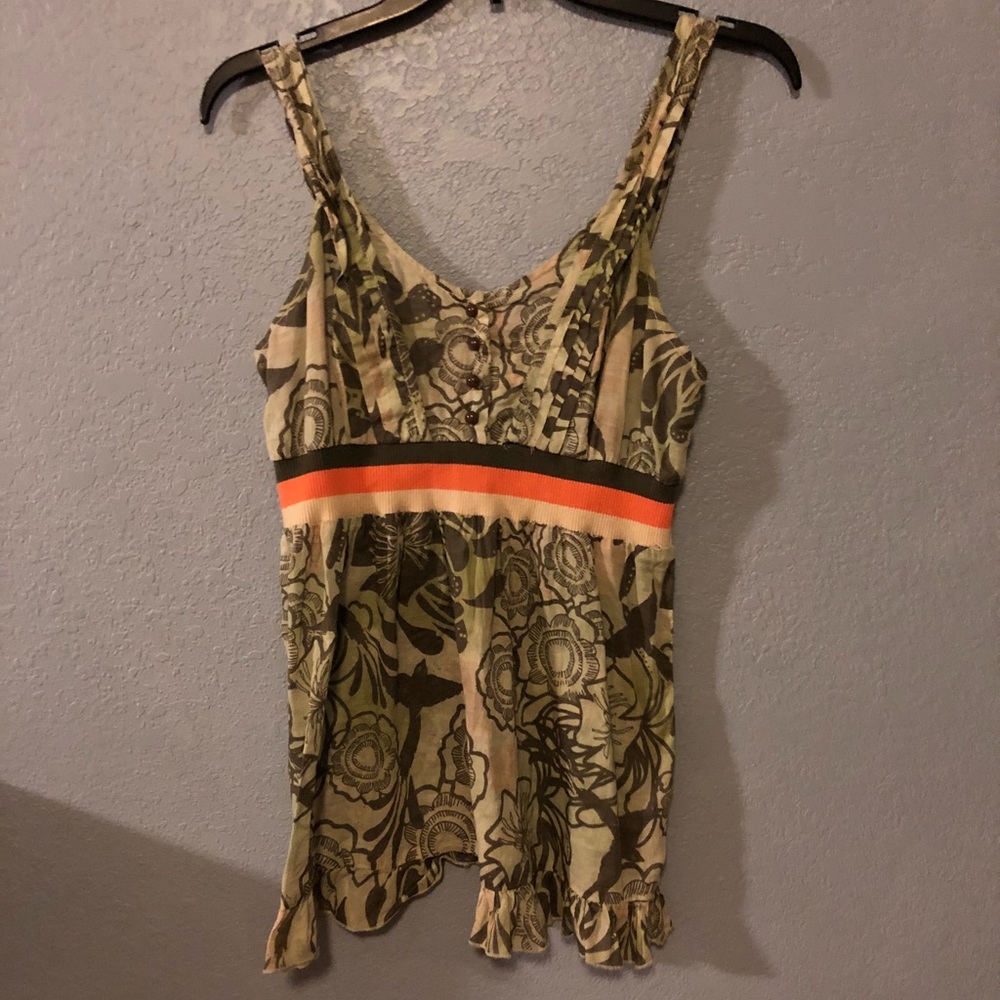 DKNY Babydoll Style Top **Very Cute**